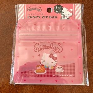 Hello Kitty Fancy Zip Bags
